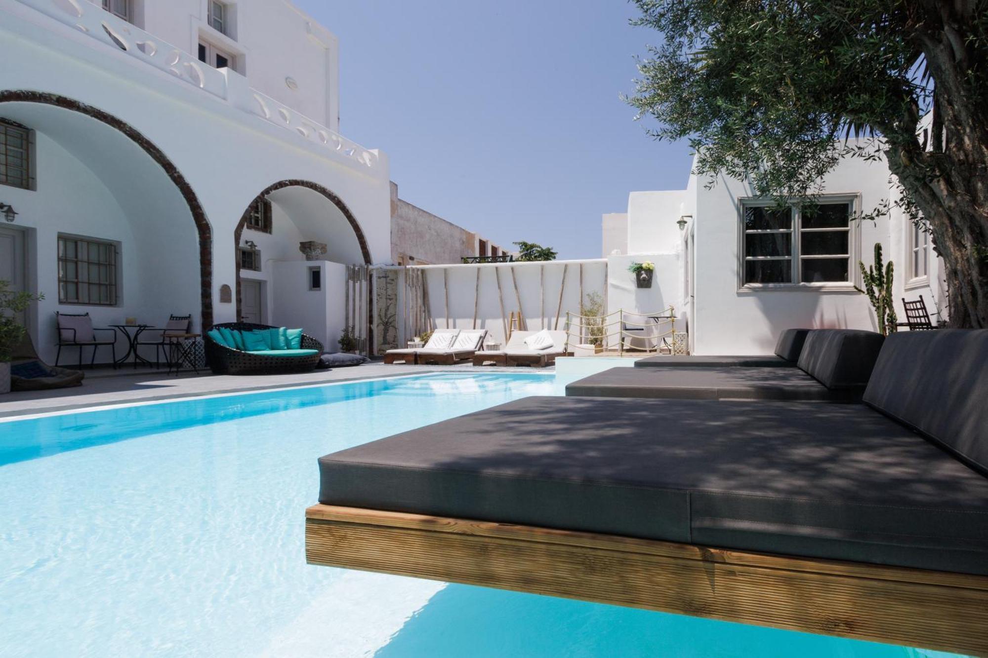 The Museum Project Oia Hotel Екстериор снимка